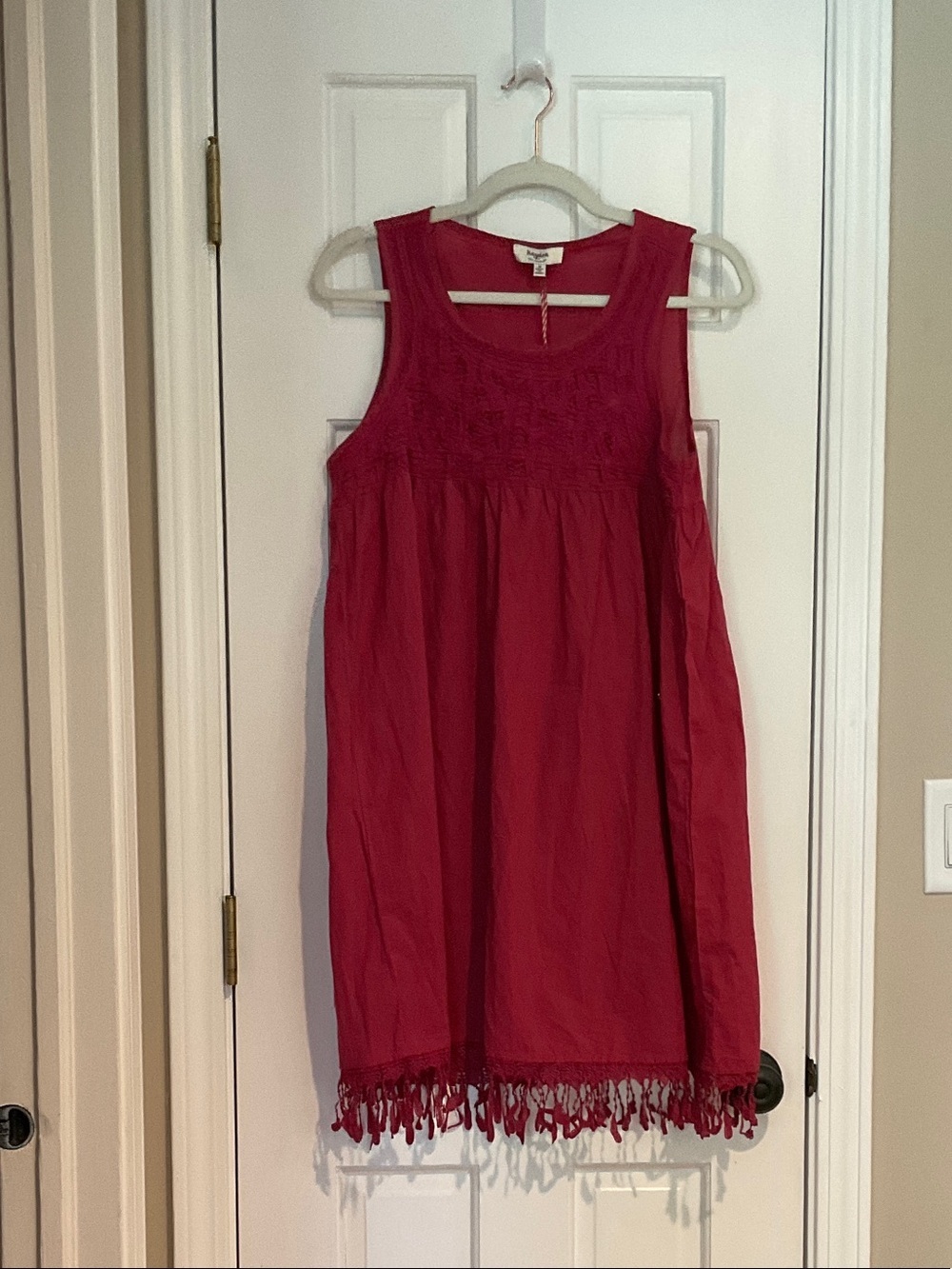 Sleeveless Pink Tassel-Hem Casual Dress